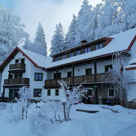 Penzion Nadejov Kašperské Hory Kültér fotó